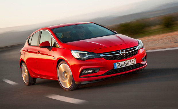 Opel-Astra-2015
